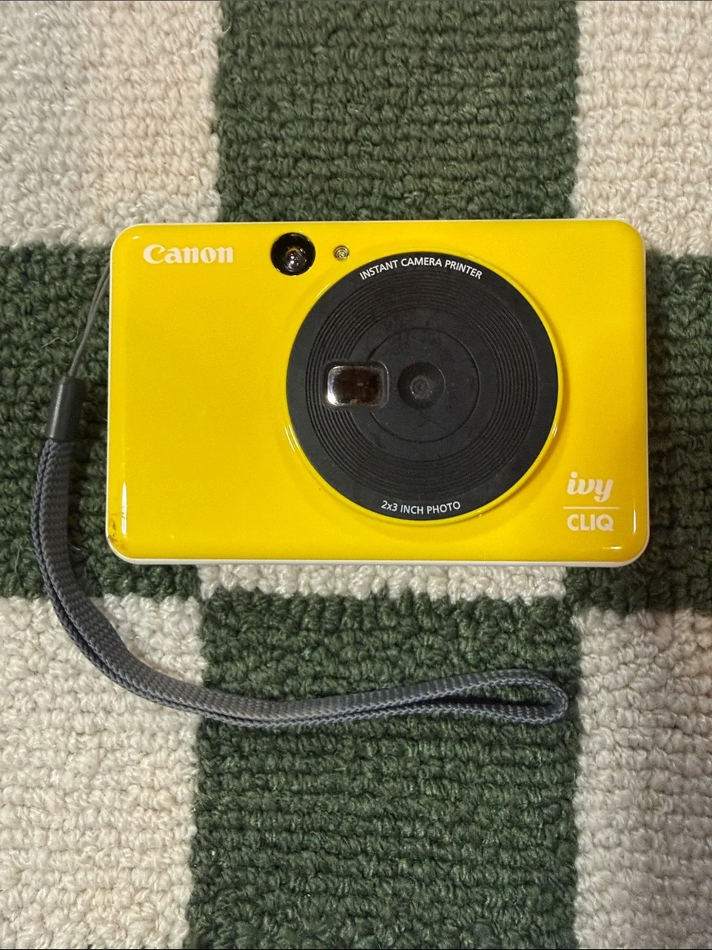 Canon IVY CLIQ Instant Camera Printer Bumblebee Yellow 📸